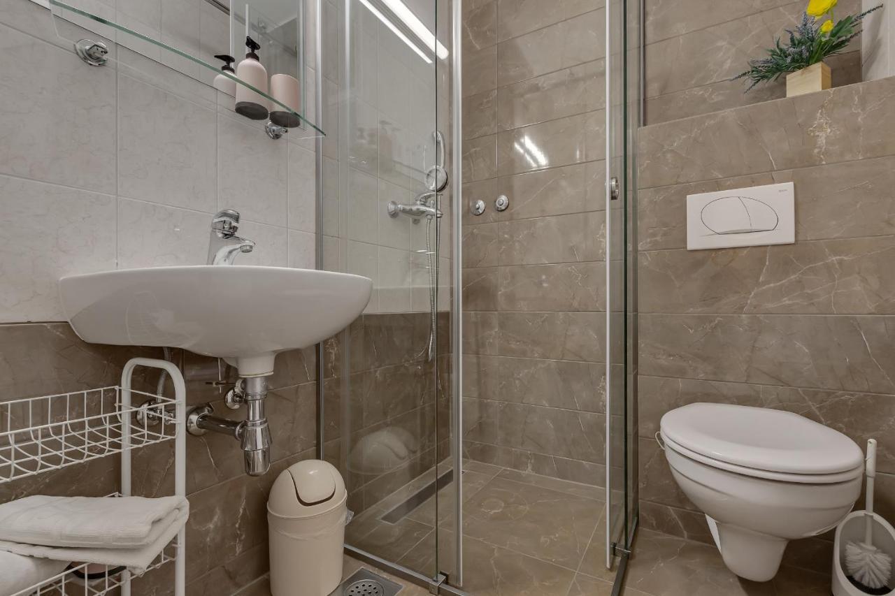 Apartments Vranjes เบรลา ภายนอก รูปภาพ